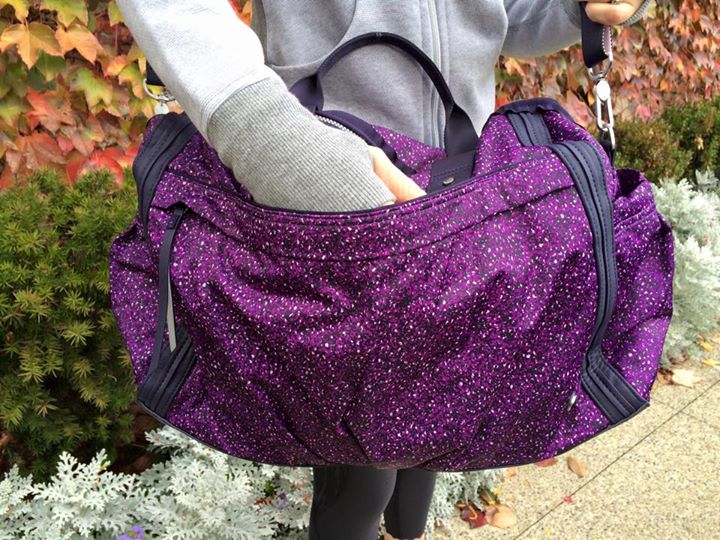 lululemon purple gym bag